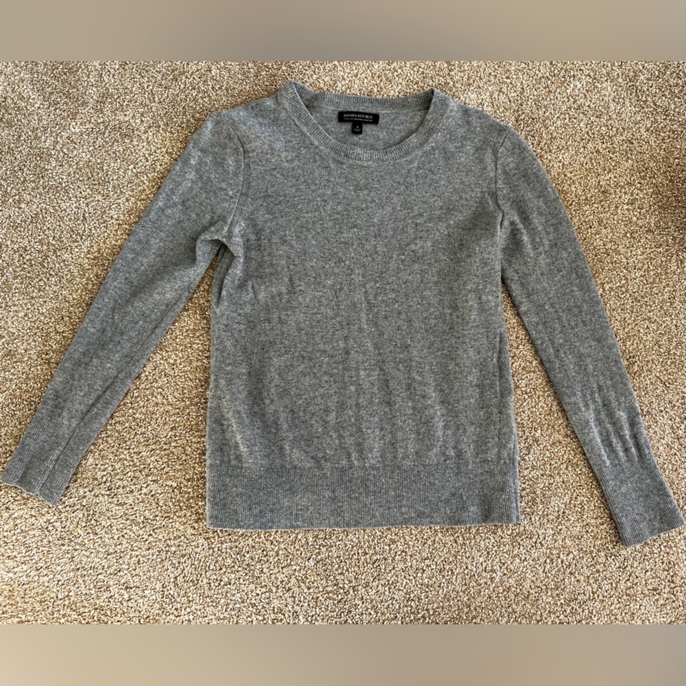Banana Republic gray Italian merino blend sweater, size s